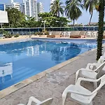 Apartamento con vista al Laguito, Nuevo Conquistador