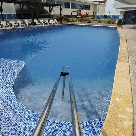 Apartamento Con Vista Al Laguito, Nuevo Conquistador *